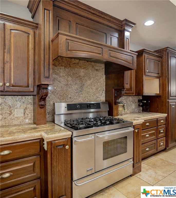 103 Creekside Drive