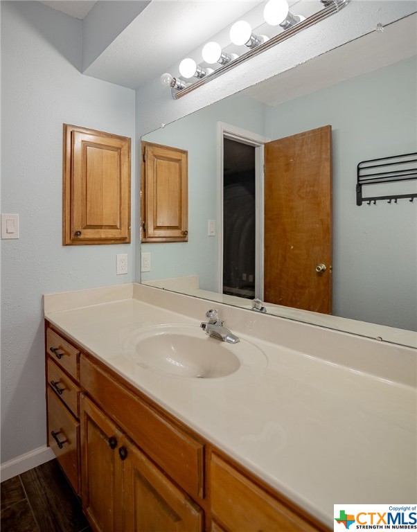 103 Creekside Drive