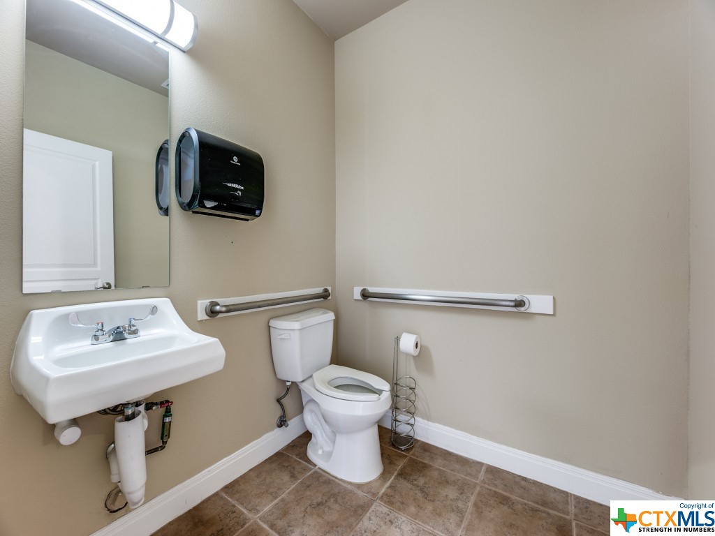 1619 E Common Street 1004