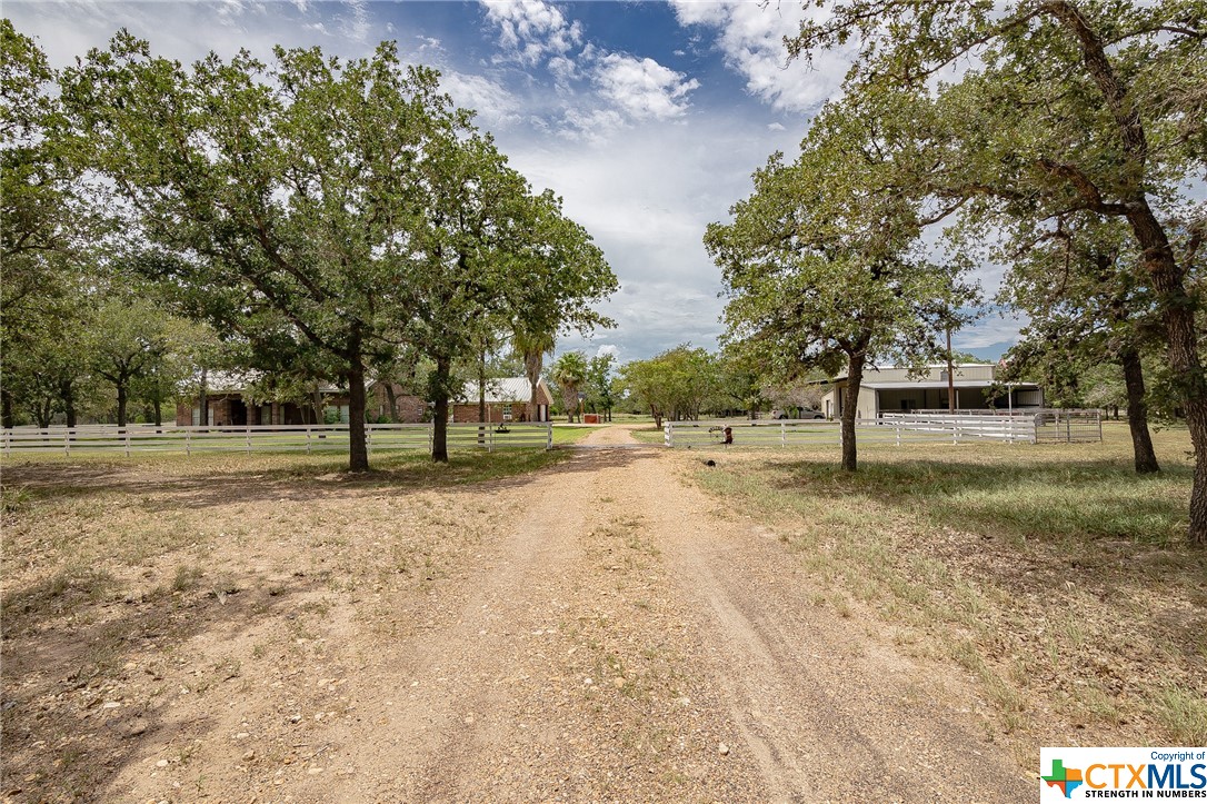1375 Fannin Oaks Dr.