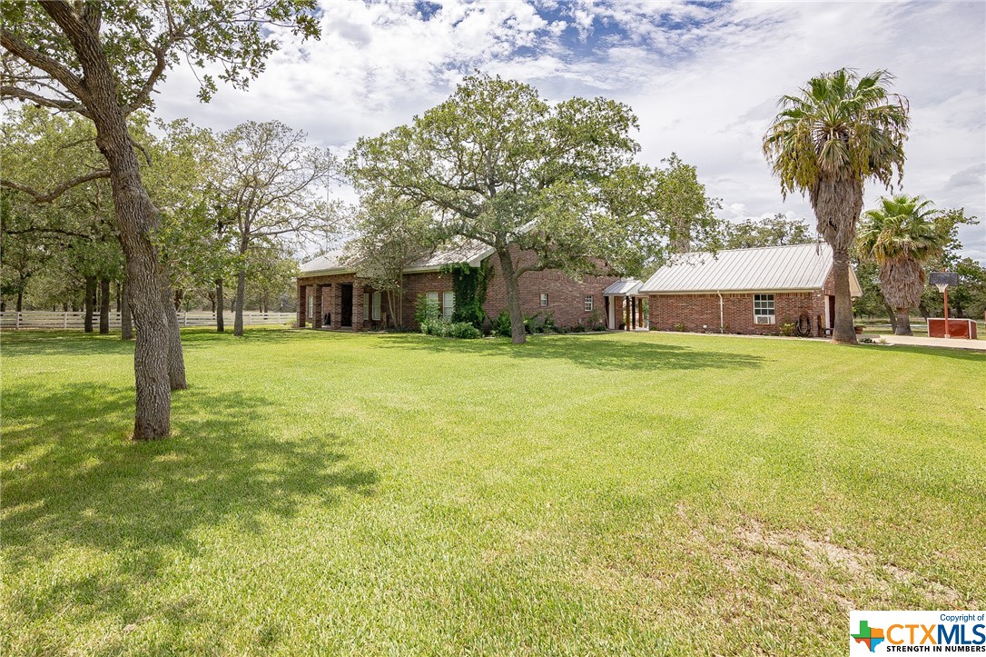 1375 Fannin Oaks Dr.