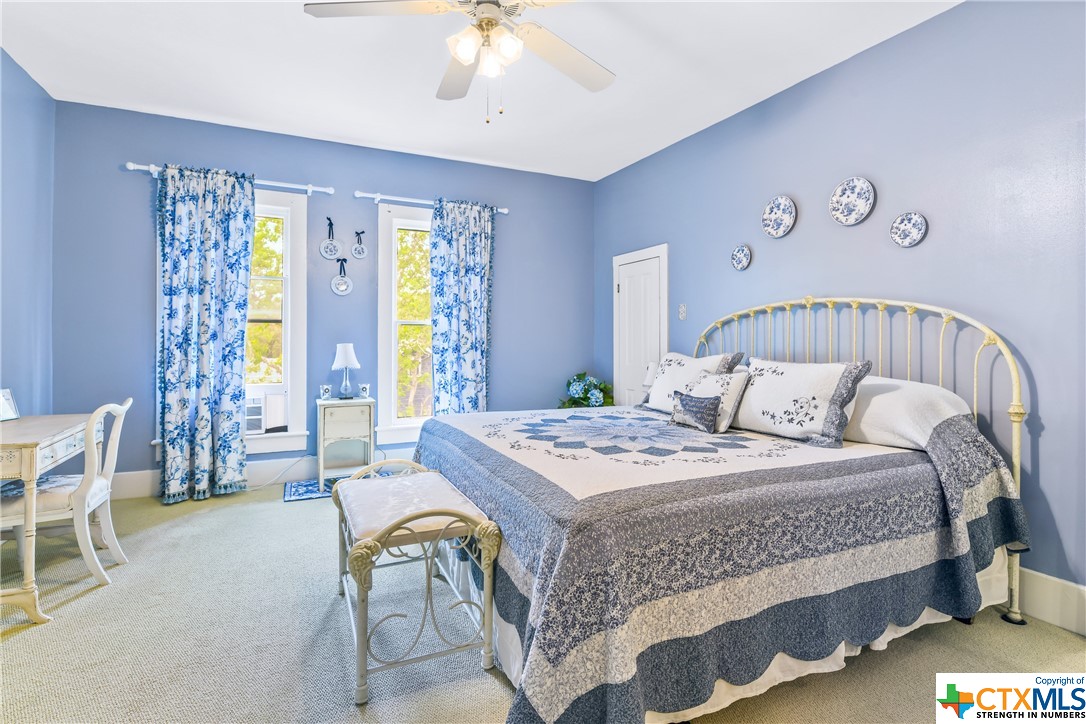 736 N Jefferson Street