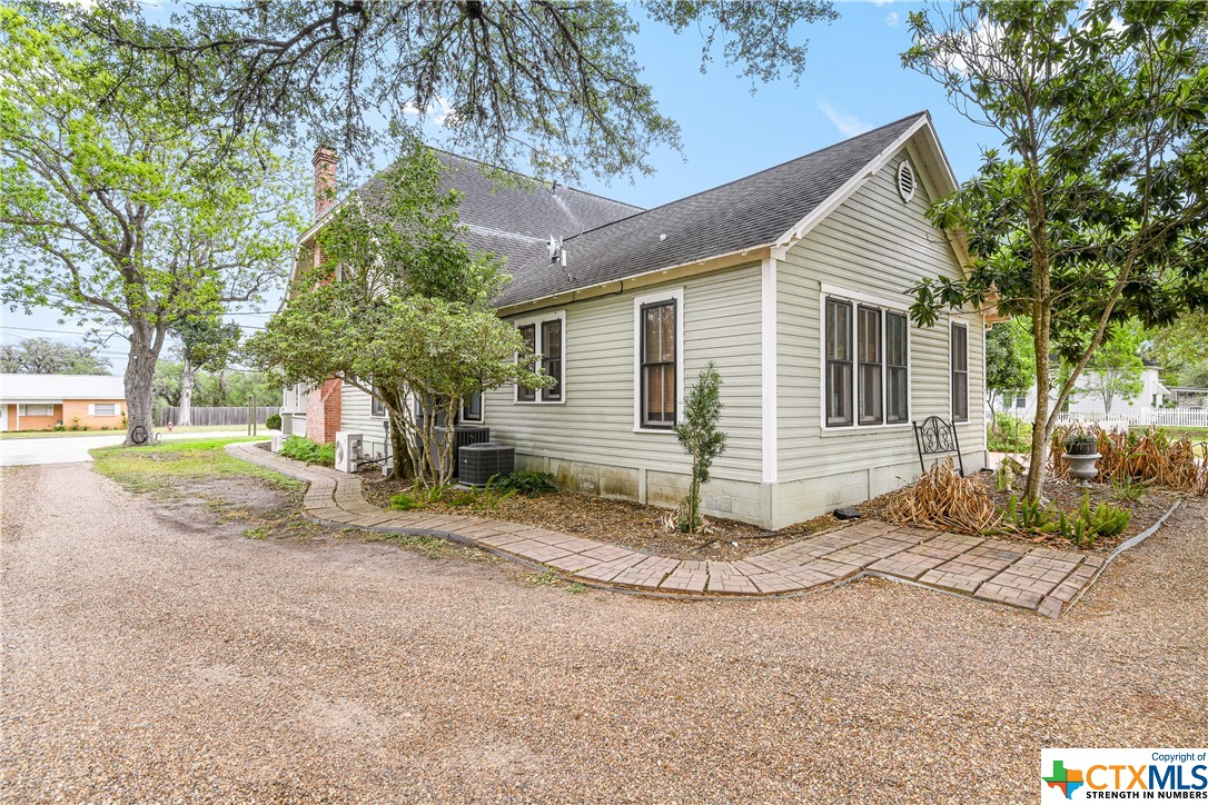 736 N Jefferson Street