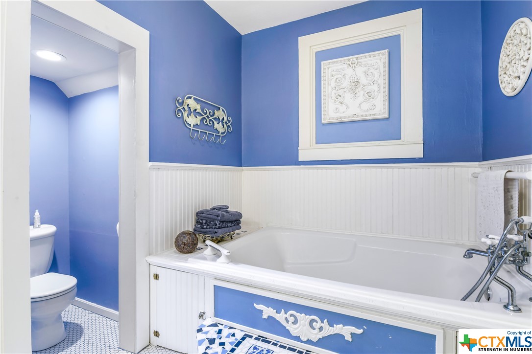 736 N Jefferson Street