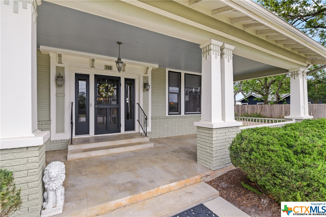 736 N Jefferson Street