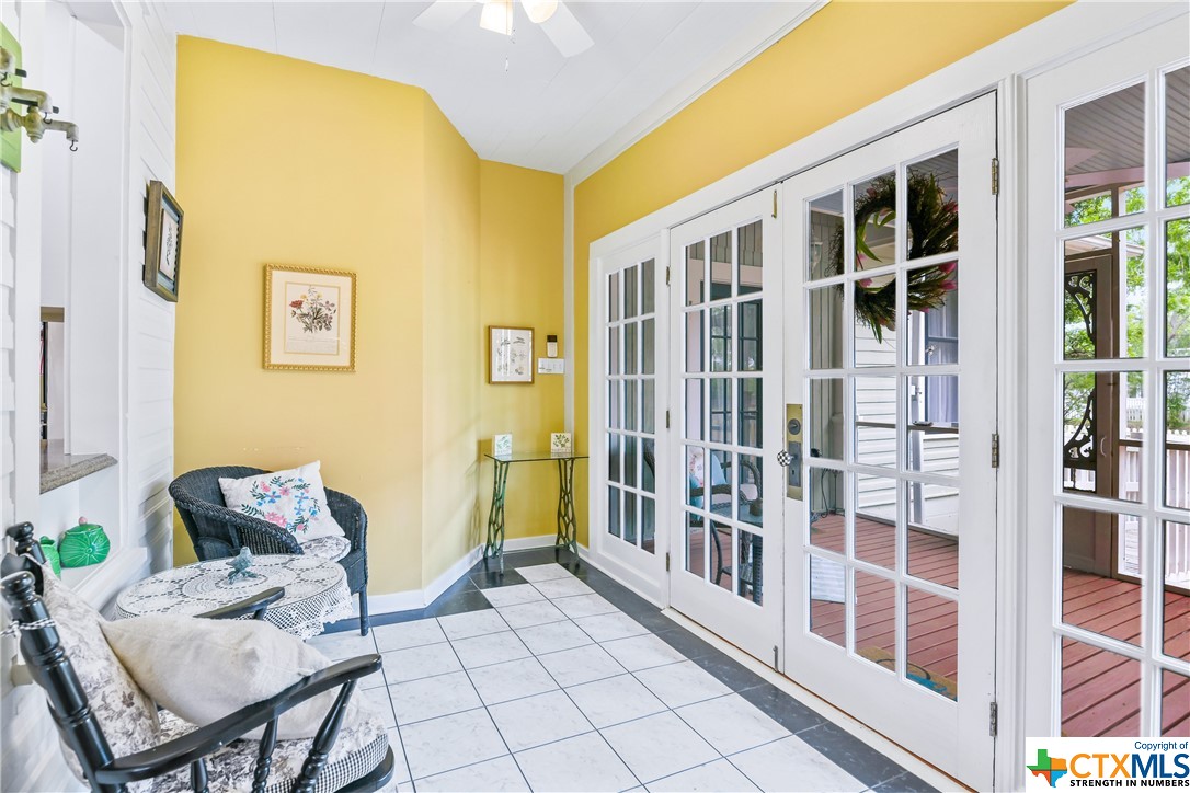 736 N Jefferson Street