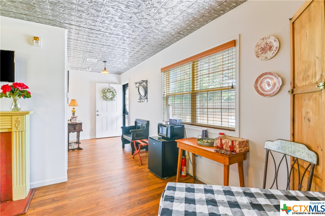 736 N Jefferson Street