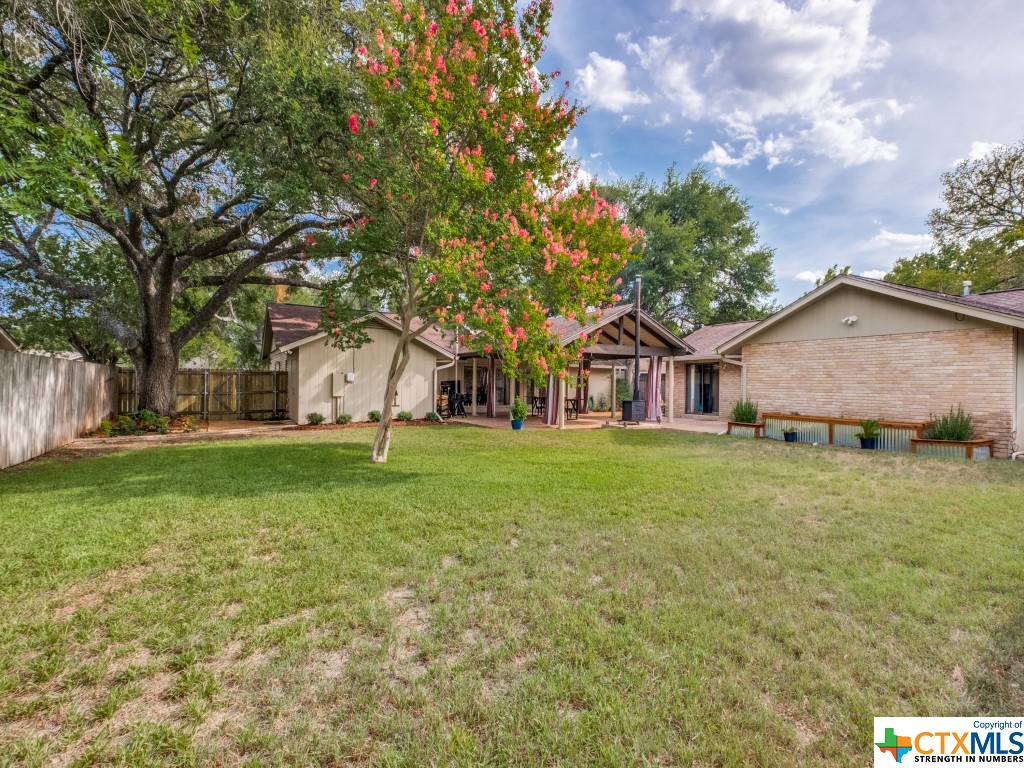 1740 Willow Creek Road