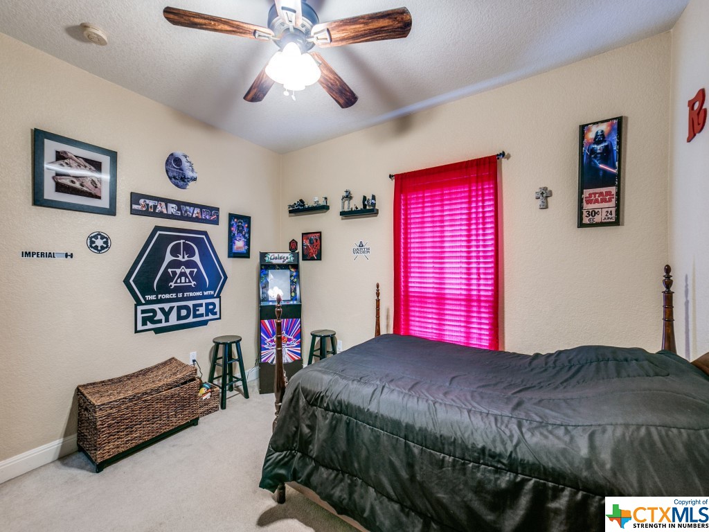 2240 Hunters Way