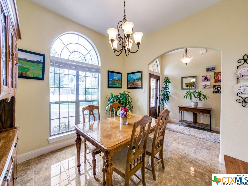 2240 Hunters Way