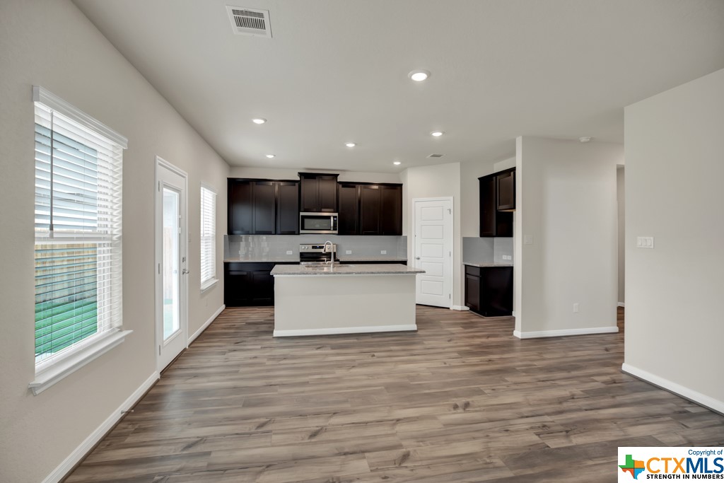 1225 Ella Crossing