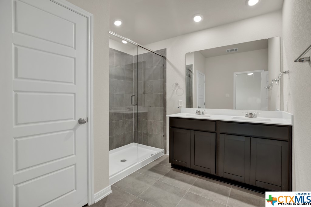 1225 Ella Crossing