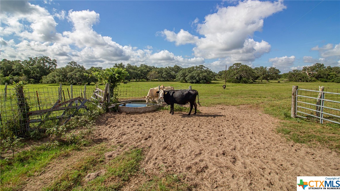 000 San Antonio River Road