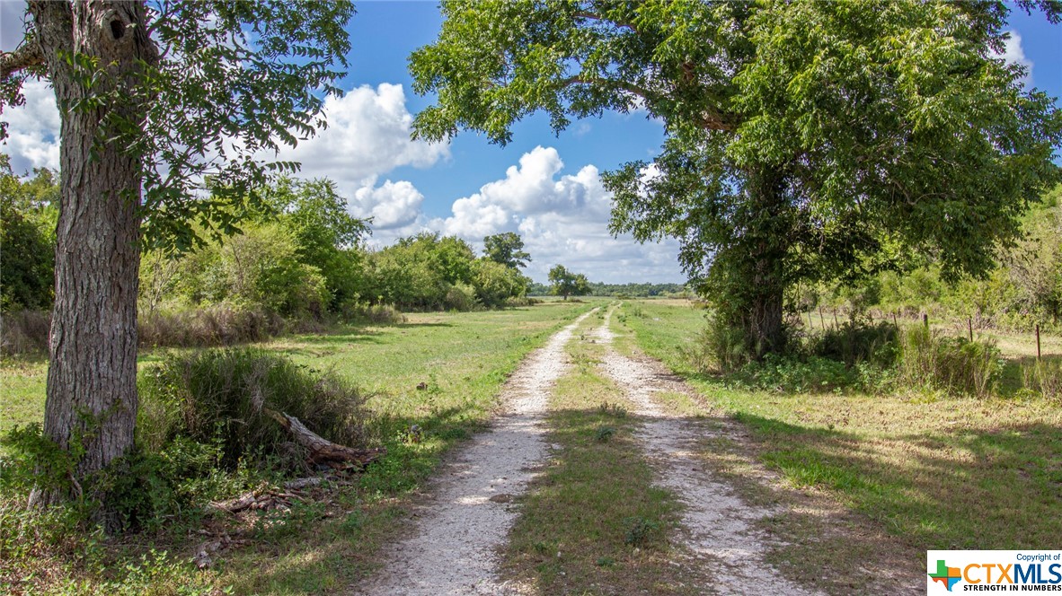 000 San Antonio River Road