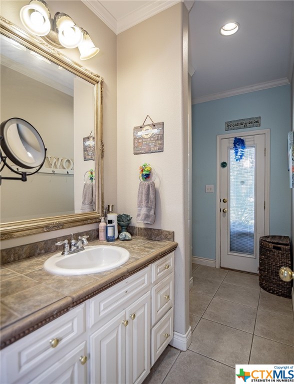 275 Post Oak Bend