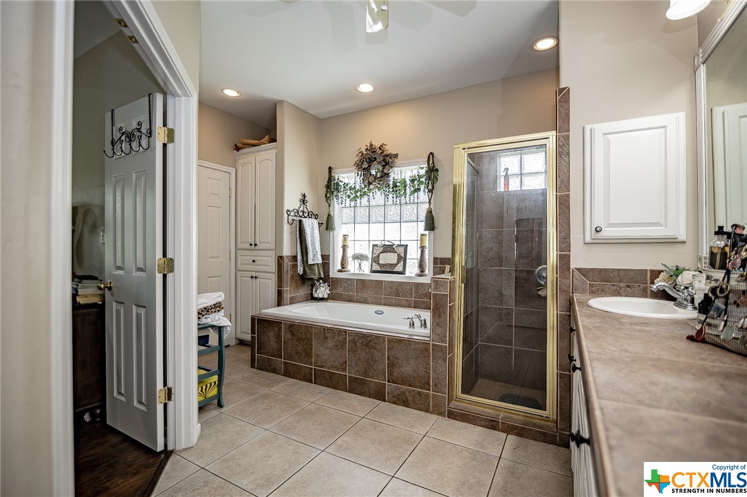 275 Post Oak Bend