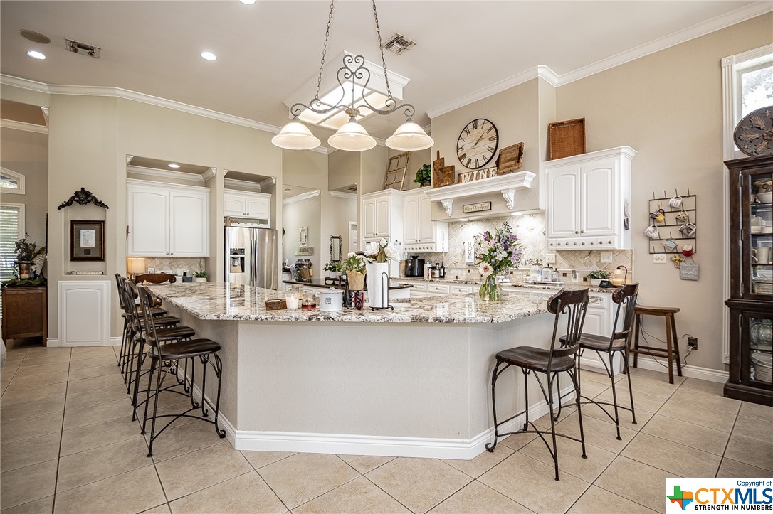 275 Post Oak Bend