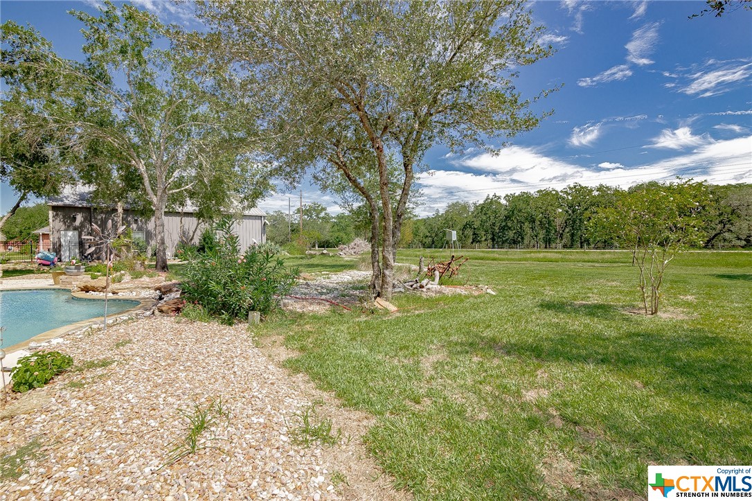 275 Post Oak Bend