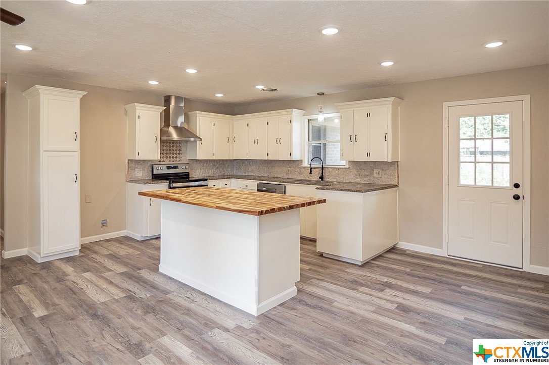 2203 Mcpherson Drive