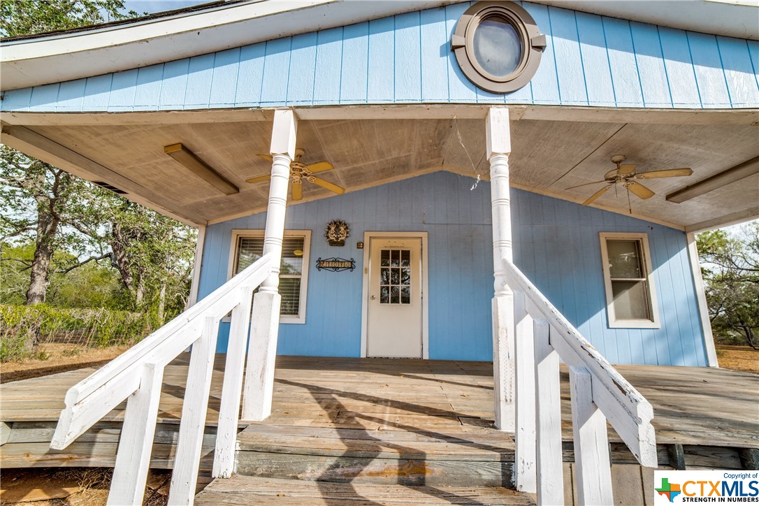 1070 Twin Creek