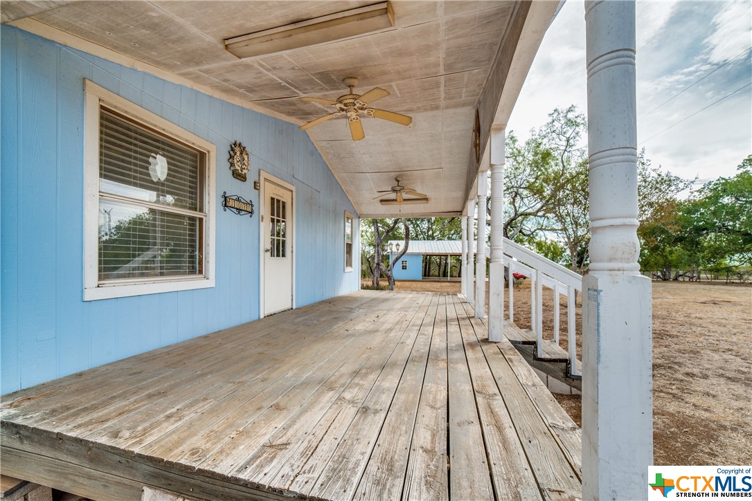 1070 Twin Creek