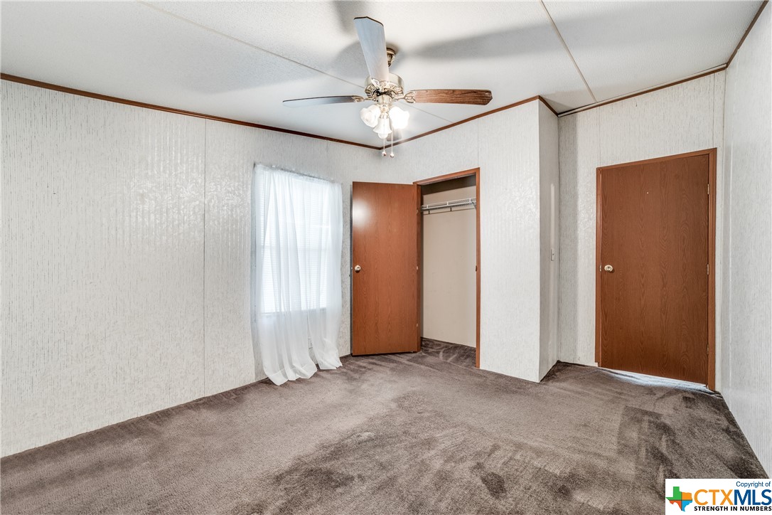1070 Twin Creek