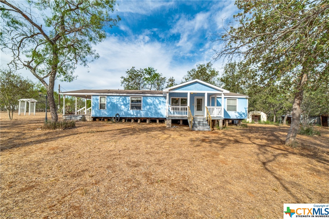 1070 Twin Creek