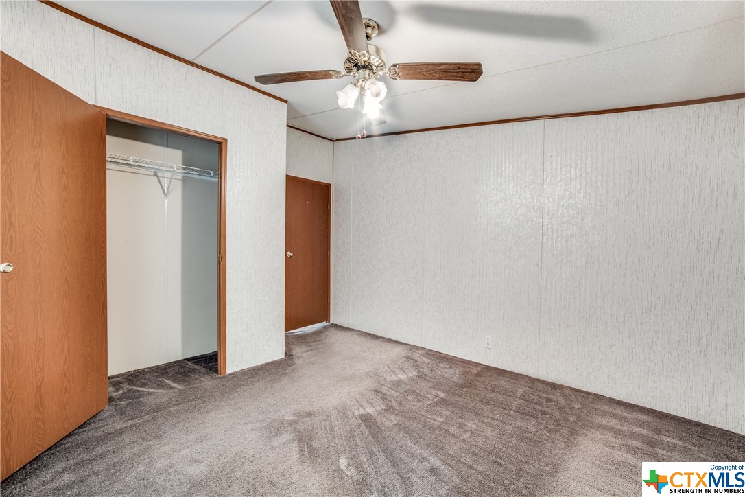 1070 Twin Creek