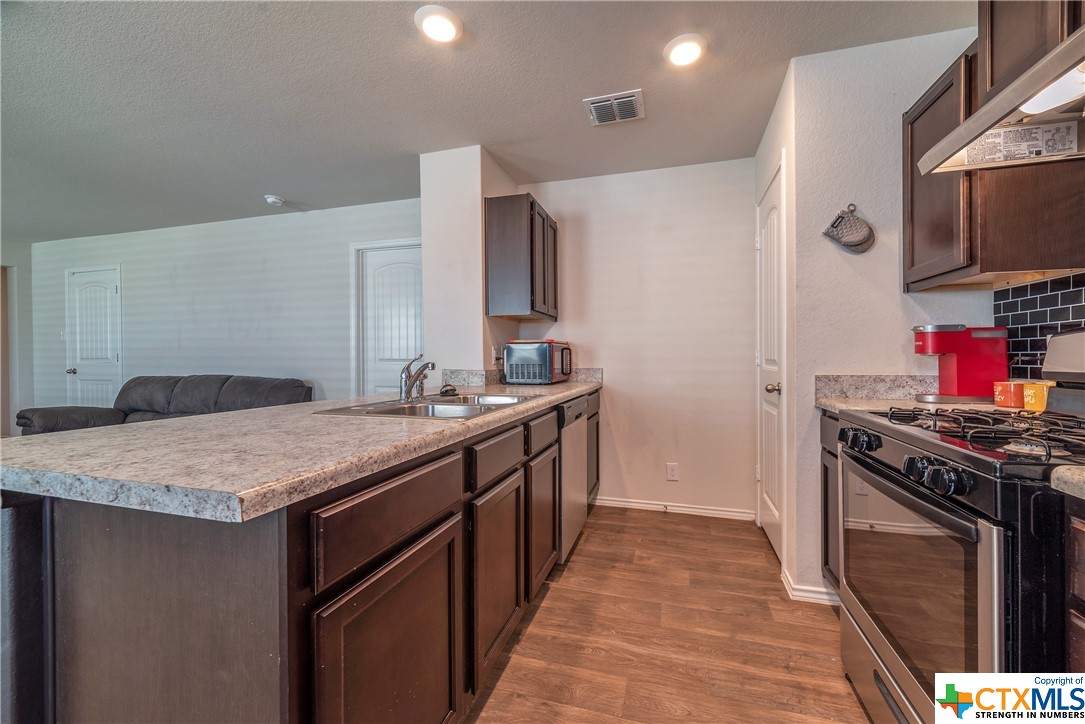 5523 Rosillo Bluff