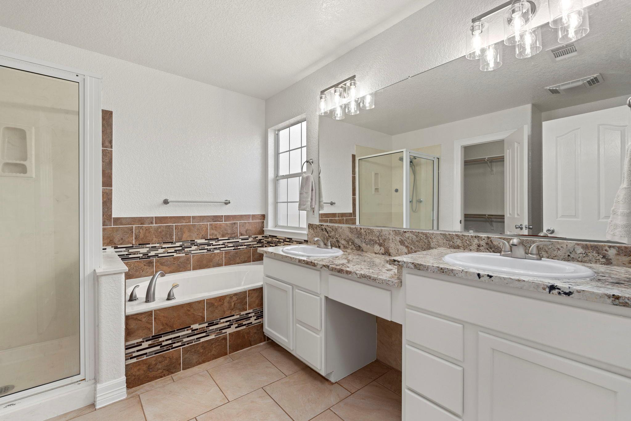 441 Thomas DR, Martindale