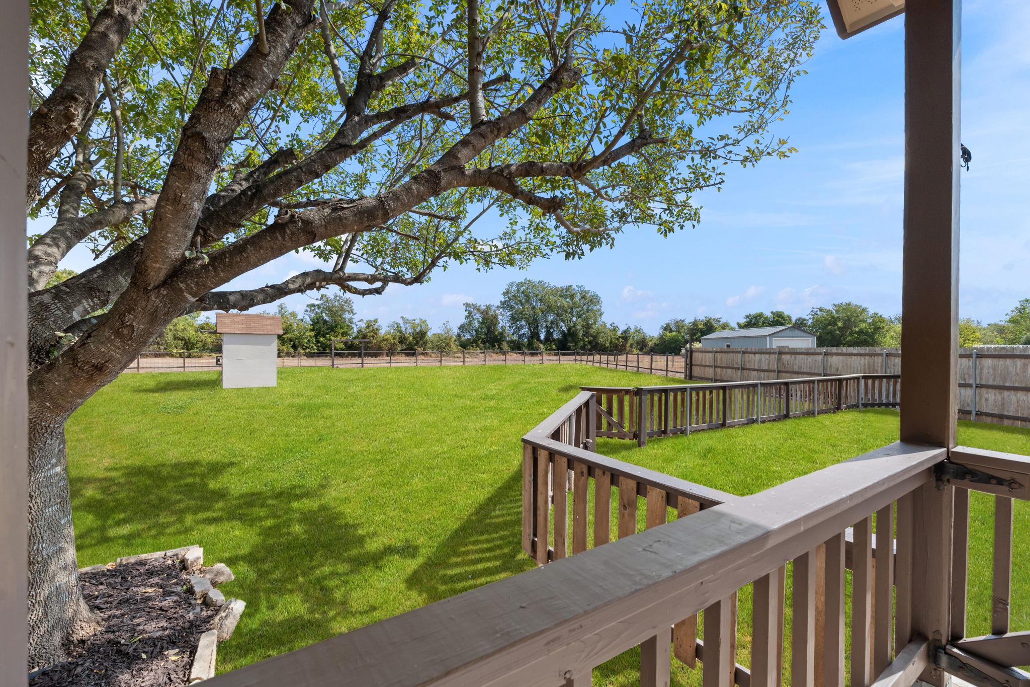 441 Thomas DR, Martindale