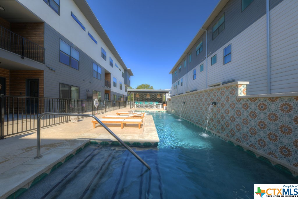 653 Stadtbach Street