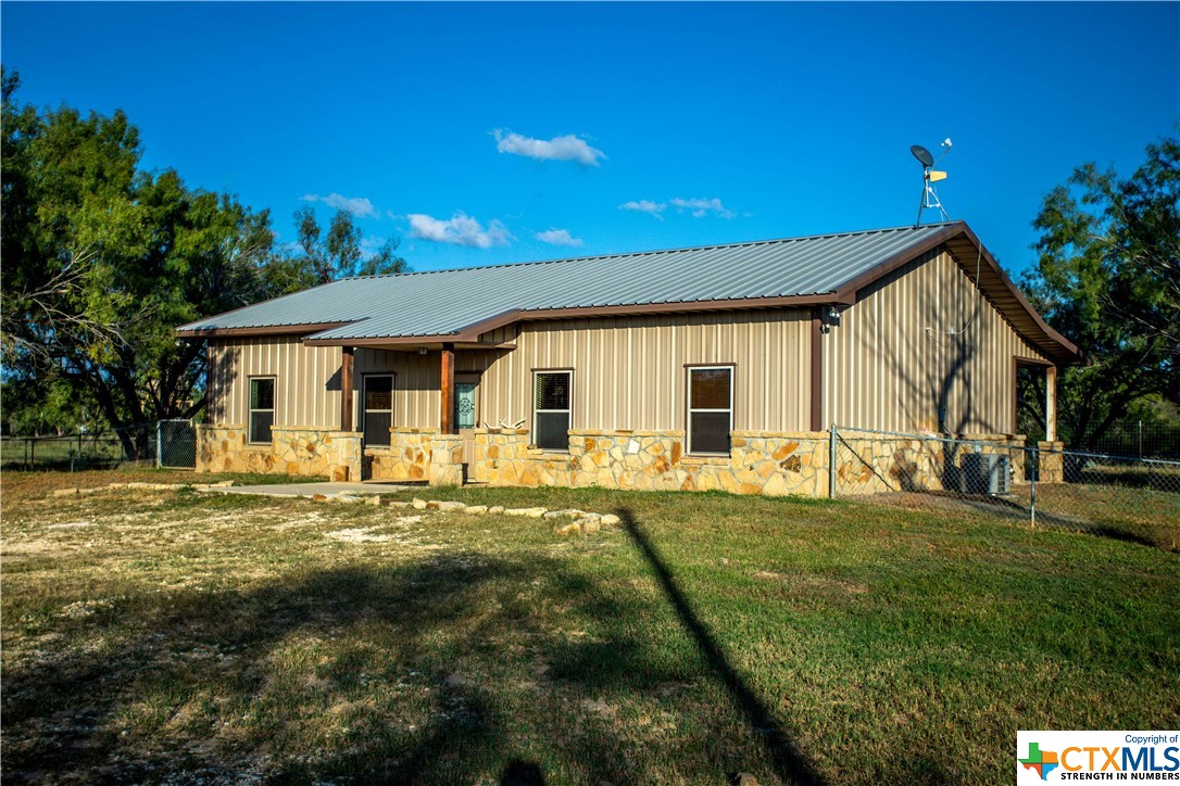 727 County Road 4425