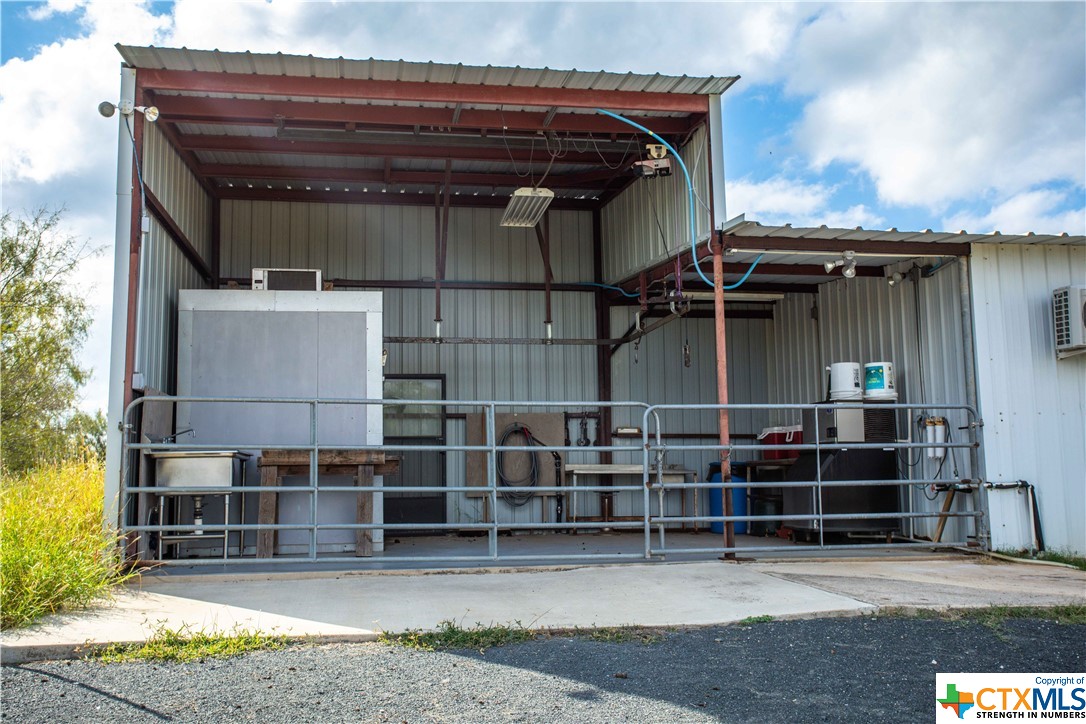 727 County Road 4425