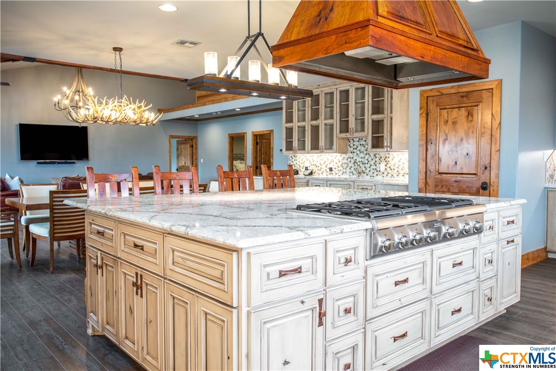 727 County Road 4425