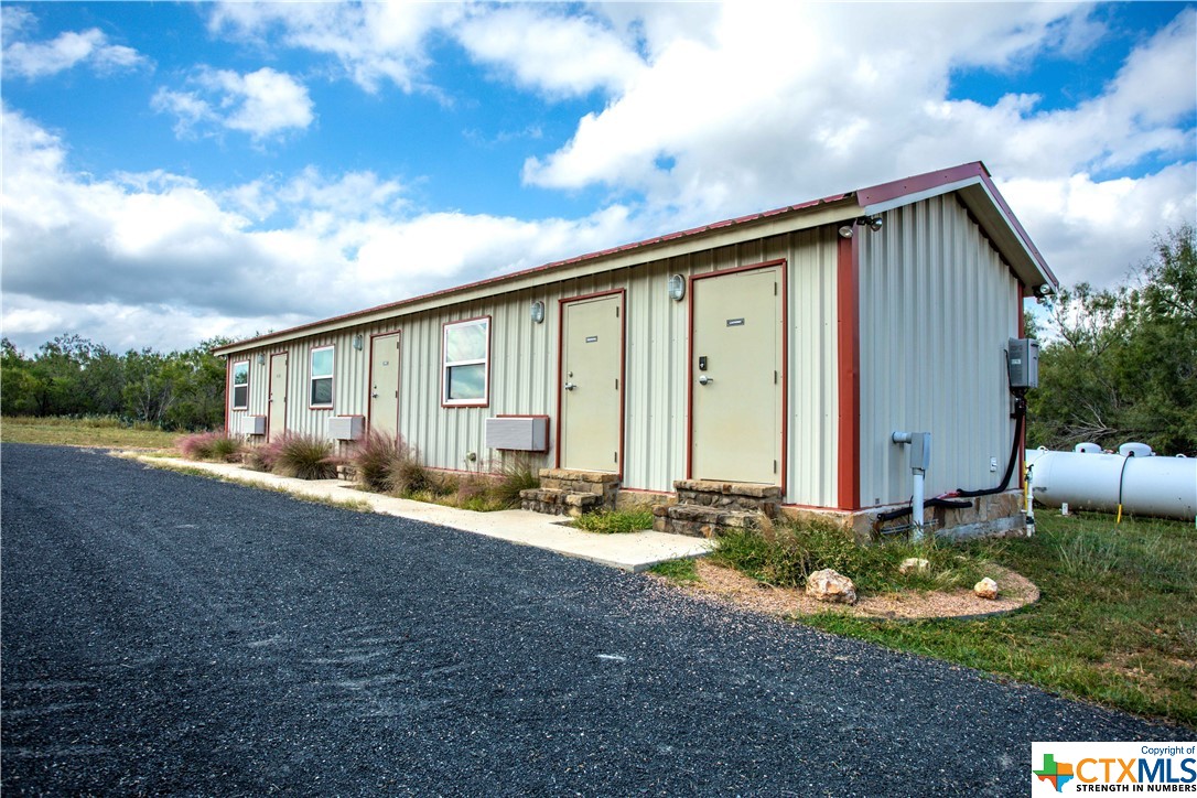 727 County Road 4425