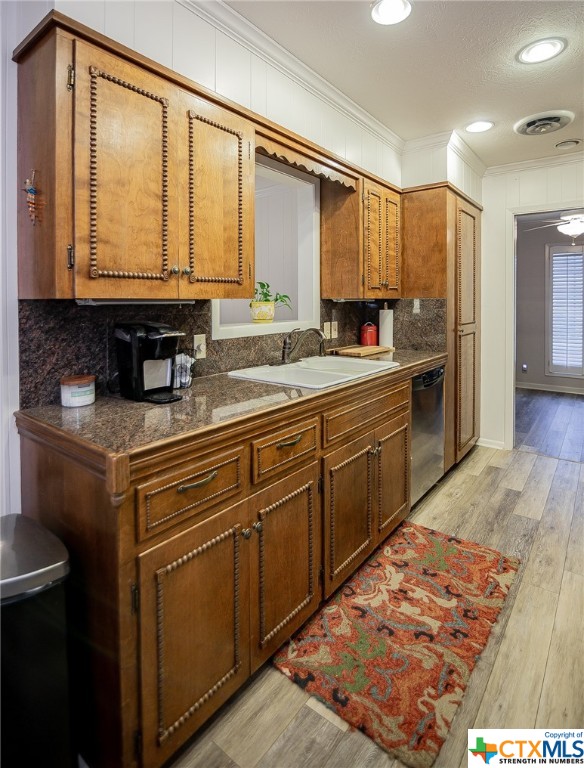 401 Yorkshire Lane