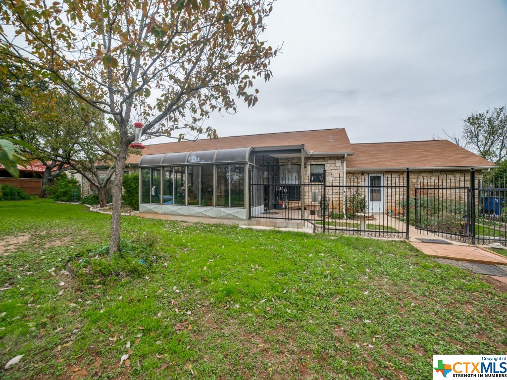 410 Windsor Lane