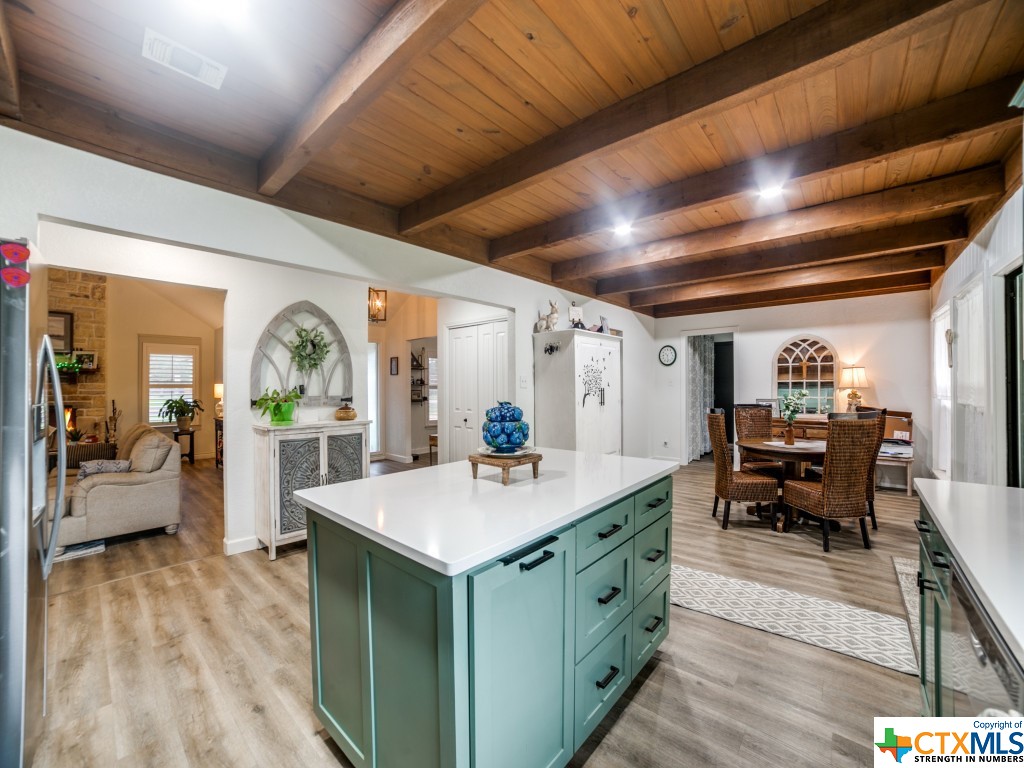 410 Windsor Lane