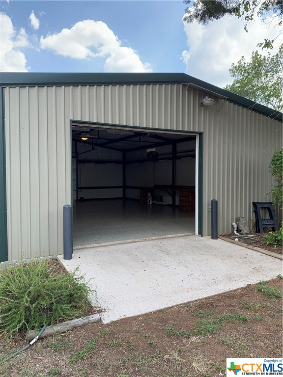 410 Windsor Lane