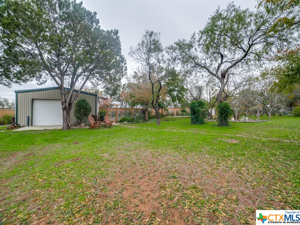 410 Windsor Lane