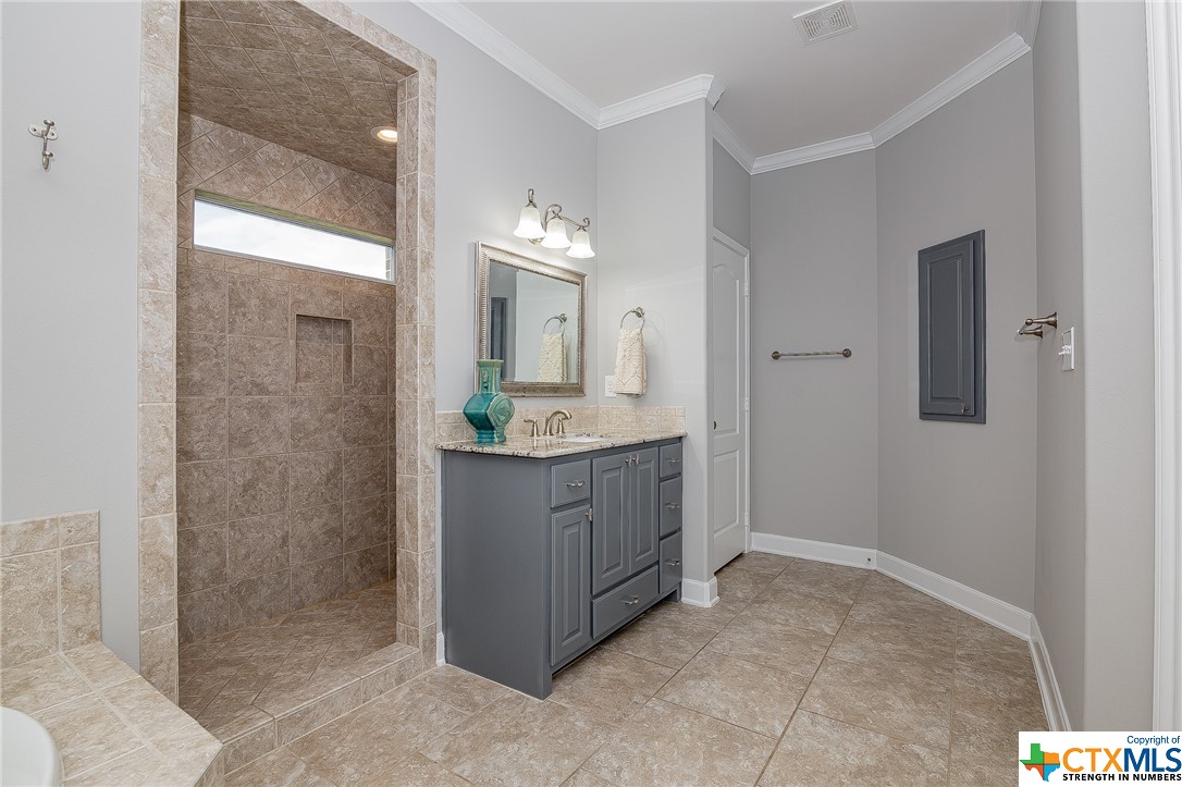 402 Auburn Hill