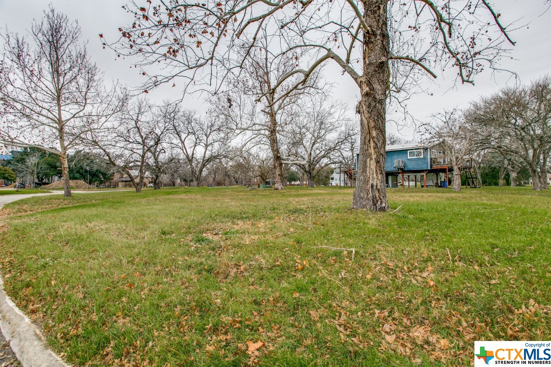 46 Glen Cove Drive