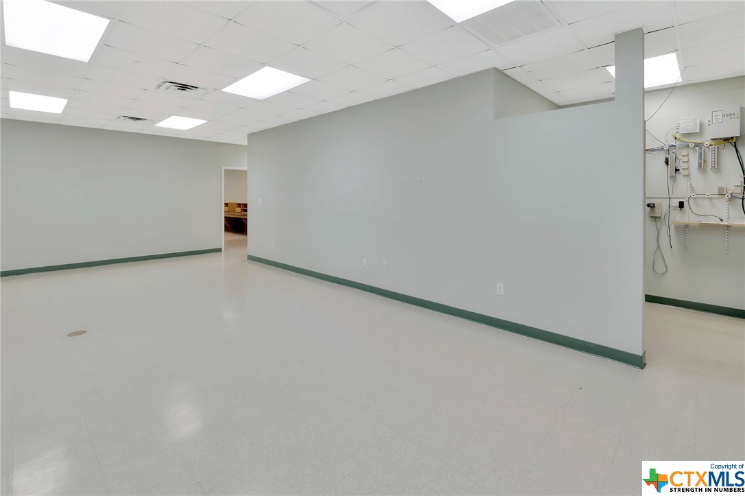 3005 E Mockingbird Lane