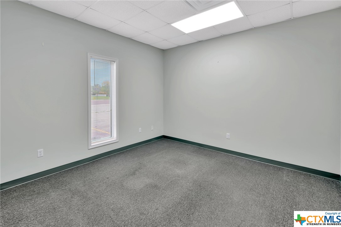 3005 E Mockingbird Lane