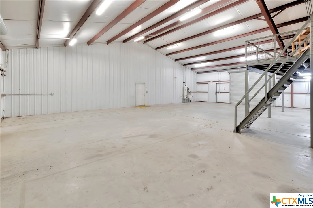 3005 E Mockingbird Lane