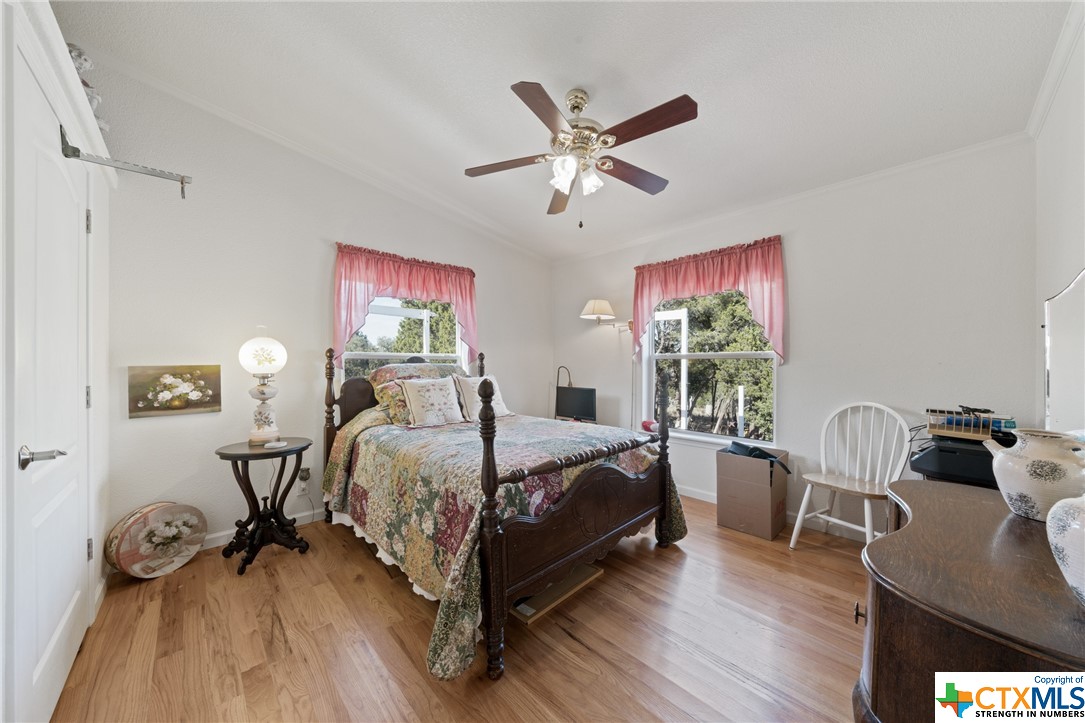 2190 Island View