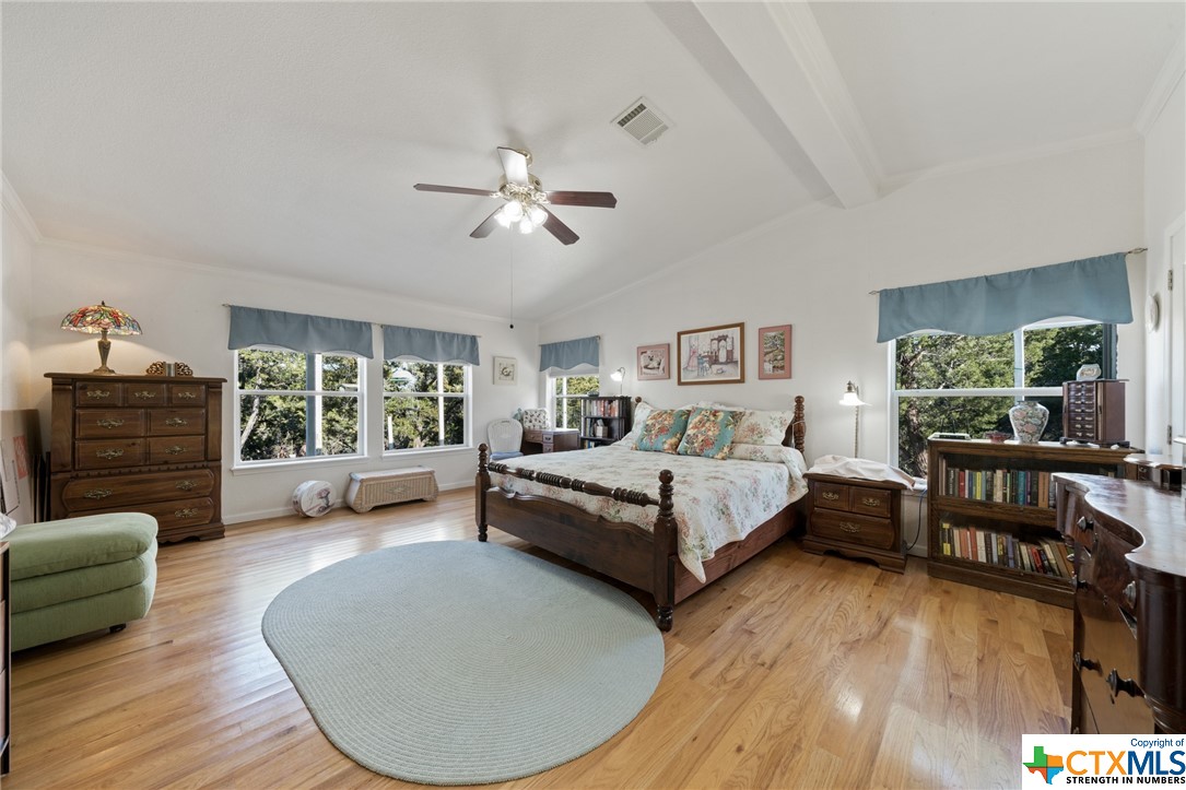 2190 Island View