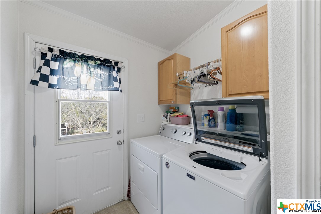 2190 Island View