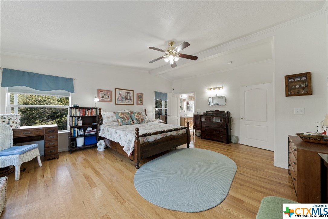 2190 Island View